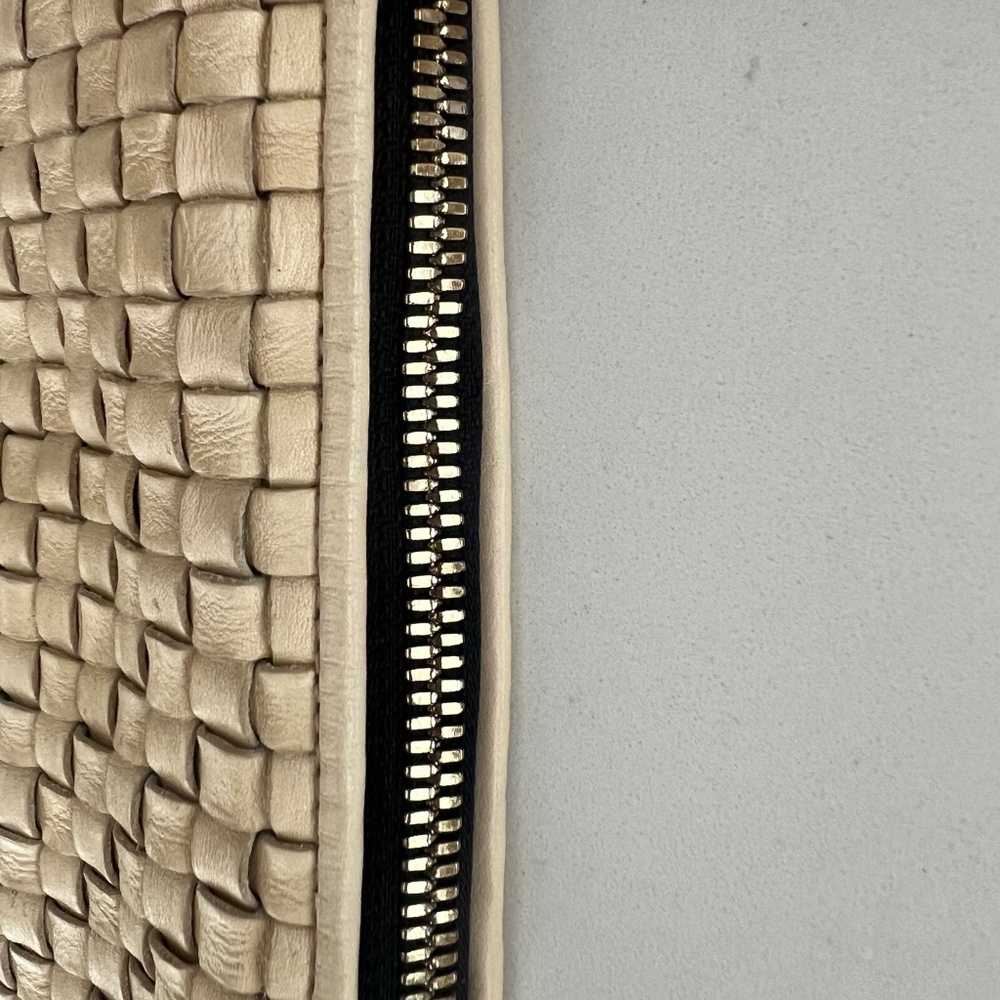 Clare V Tan Woven Shoulder Bag - Picture 6 of 12